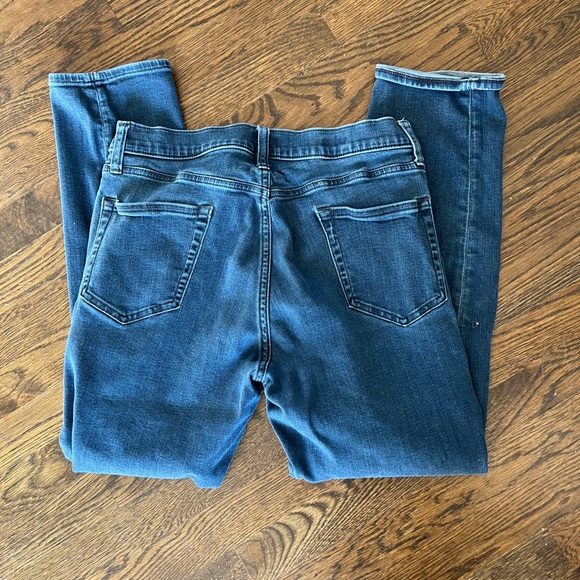 J. Crew 1040 Athletic tapered-fit stretch jean in deep lake wash Men’s 30x30 - Picture 7 of 8